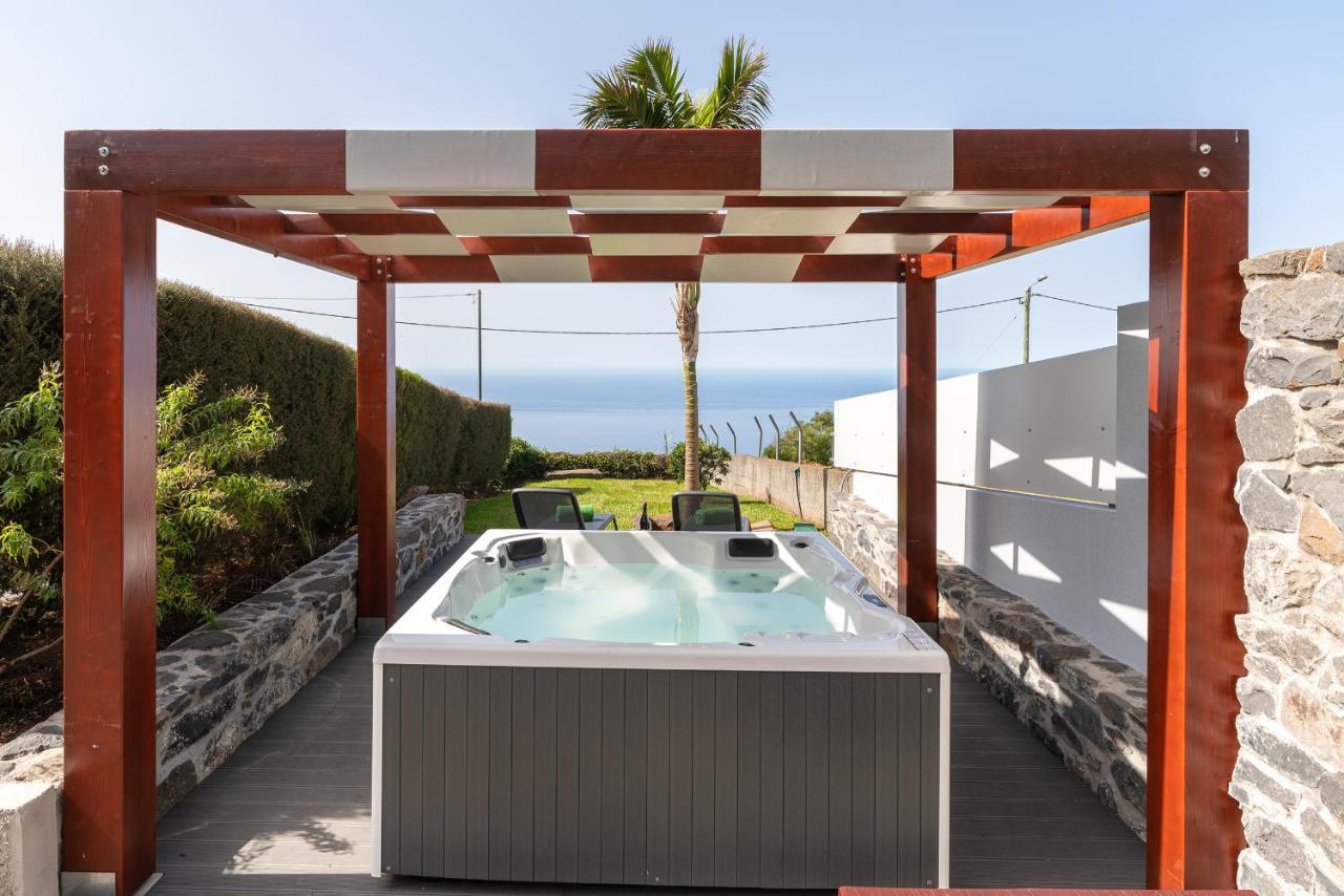 Casa Leonor By Rent2U, Lda Villa Arco da Calheta  Luaran gambar